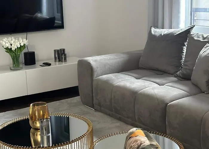 Living By Gb Apartman